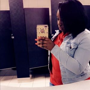 Meet your Posher, Monae